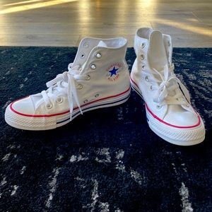 Converse White Hightops Women’s 7